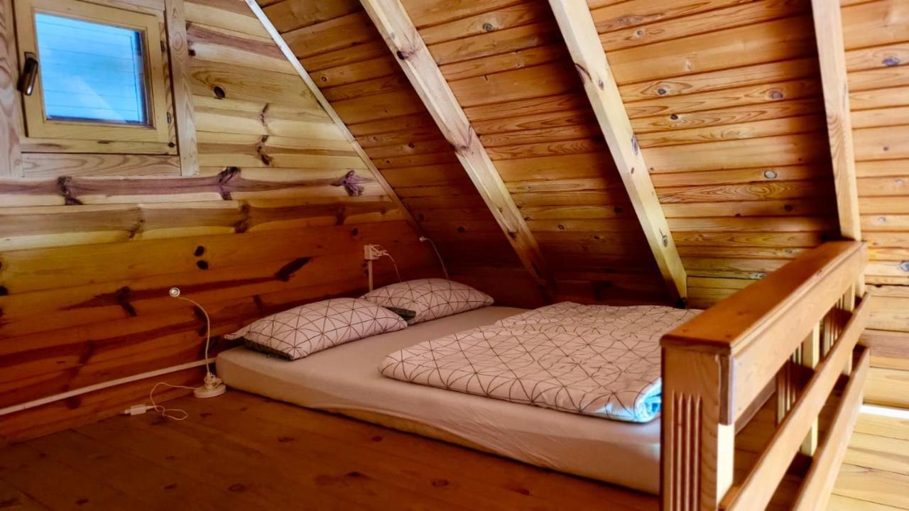 Una Kamp Hotel Босанска Крупа Екстериор снимка