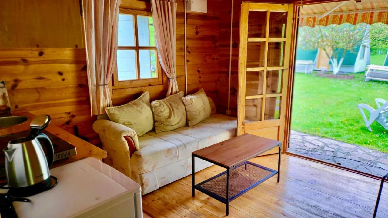 Una Kamp Hotel Босанска Крупа Екстериор снимка