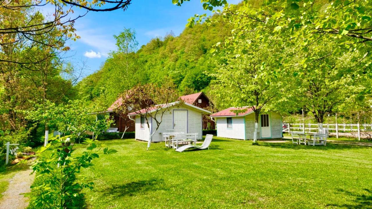 Una Kamp Hotel Босанска Крупа Екстериор снимка